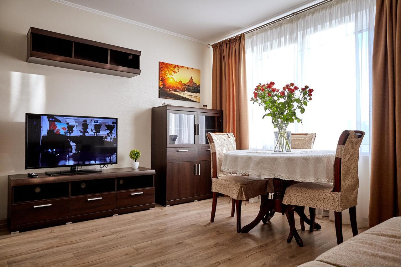 City Center Lux Family Apartment Vinnytsia Exteriör bild