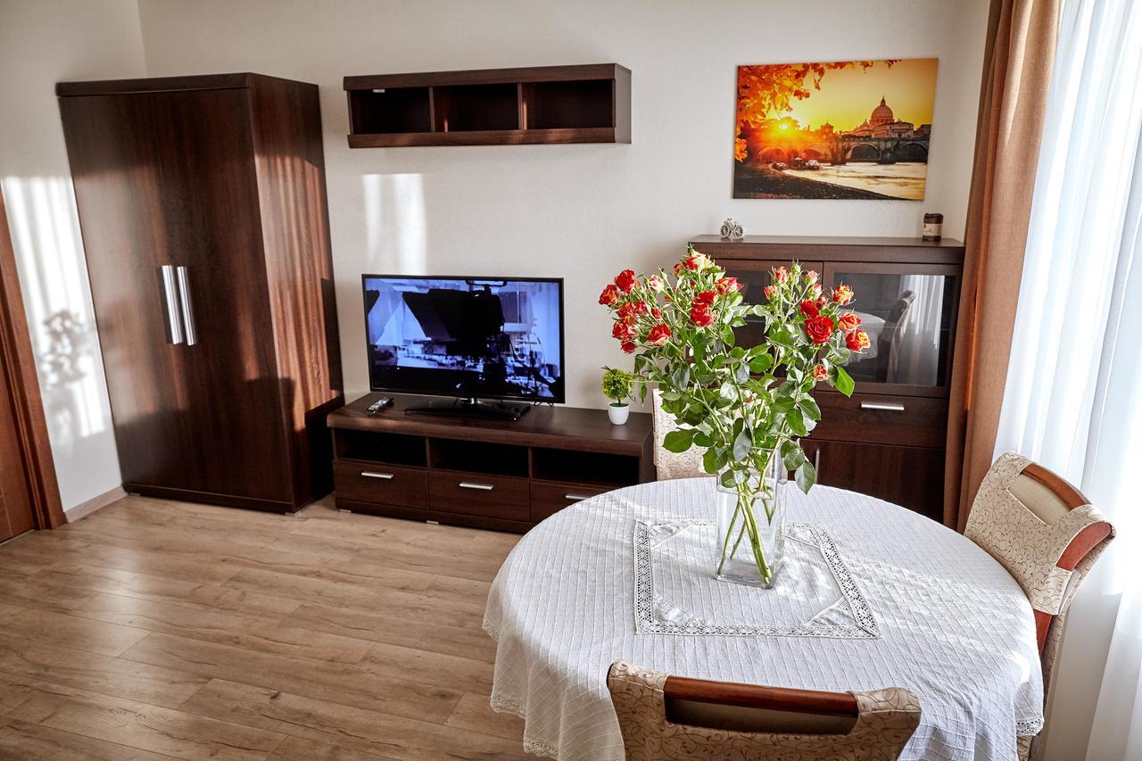 City Center Lux Family Apartment Vinnytsia Exteriör bild